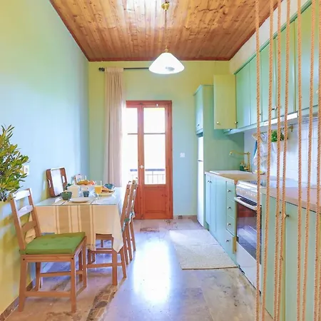 Cochelli Upper Pool Walk To Ac Wifi Апартаменты