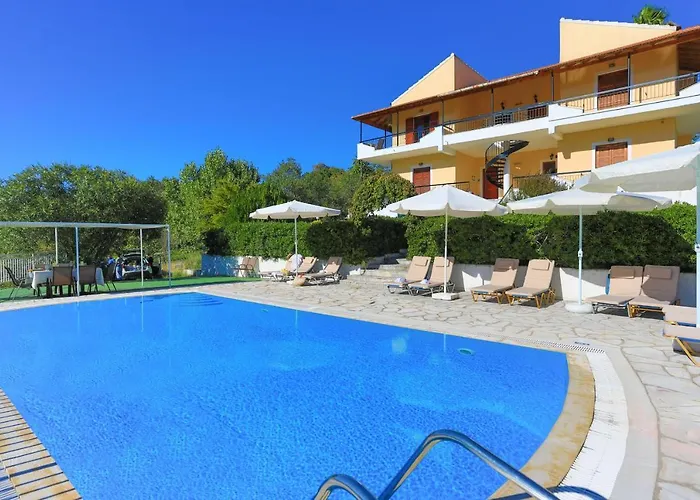 Cochelli Upper Pool Walk To Ac Wifi شقة