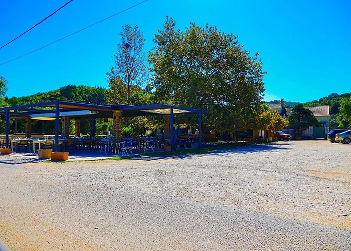 Cochelli Upper Pool Walk To Ac Wifi شقة *