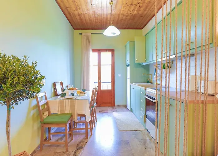 Cochelli Upper Pool Walk To Ac Wifi شقة