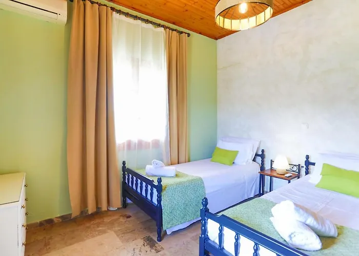 Cochelli Upper Pool Walk To Ac Wifi شقة